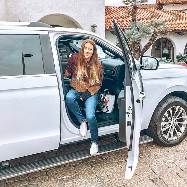 Car tour video is up on my channel! I&rsquo;m talking about why I love it, showing the inside and fitting 3 car seats. And thank you all for the cup holder options for my hydroflask! You are the best!! 😄 (*Also this was back in December when we boug