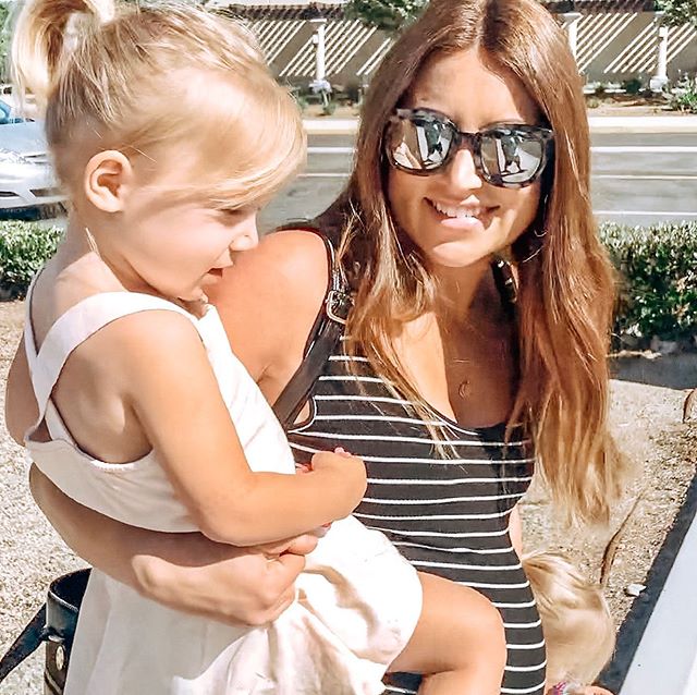 New vlog is up! Church, lunch and lots of time outside because it was a HOT Sunday! 💦☀️👙