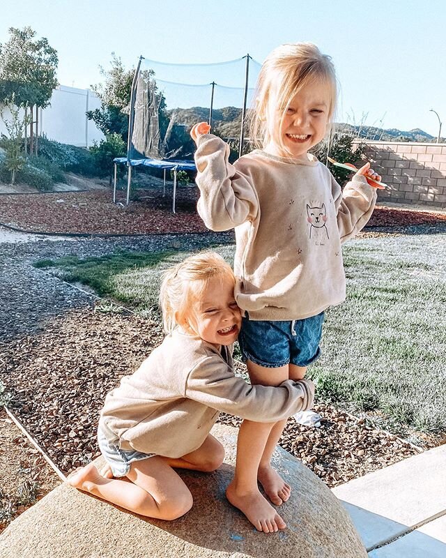 Life with these girls right now is best described as the following: 🎢🎡🙅🏼&zwj;♀️💃🏼👑🦄💥😆🤪😫🙄🤩🤨😭😑😂 And that&rsquo;s the cliff note version. Leave me some emojis describing your kids. #morecoffeeplease